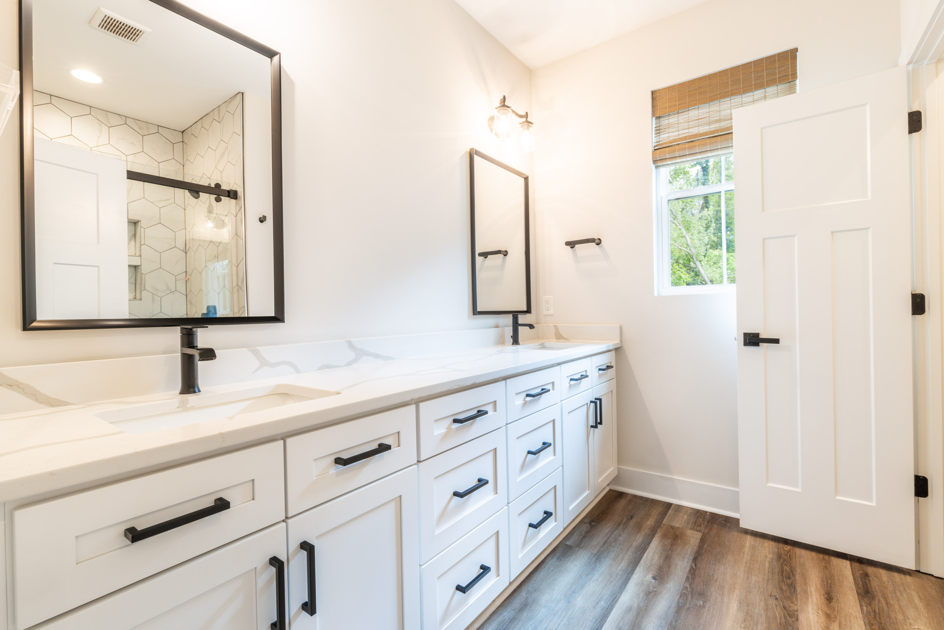 Meet Lucky Leaf Property Management: Your Local Experts in Rock Hill, SC & Beyond